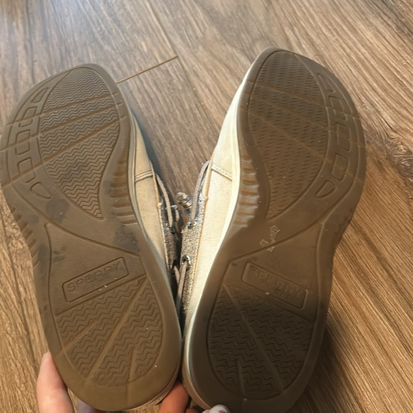 Light grey, Cream & silver sparkle sperry top siders. Size USA 7W - Picture 6 of 7